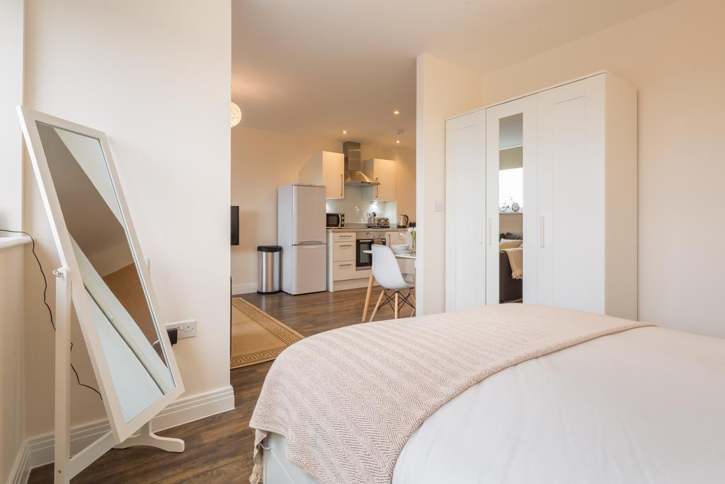 Skyline Serviced Apartments - Stevenage Bagian luar foto