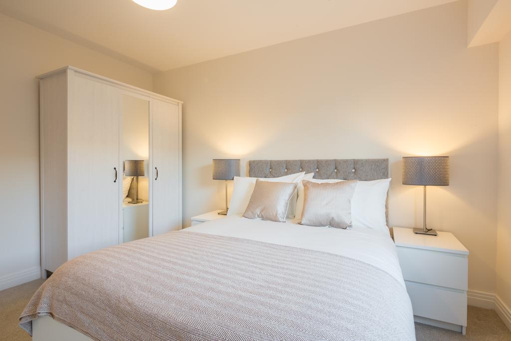 Skyline Serviced Apartments - Stevenage Bagian luar foto