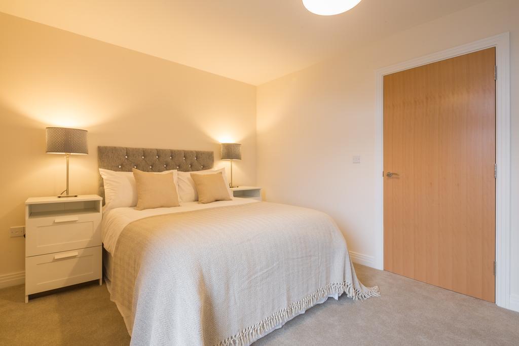 Skyline Serviced Apartments - Stevenage Bagian luar foto