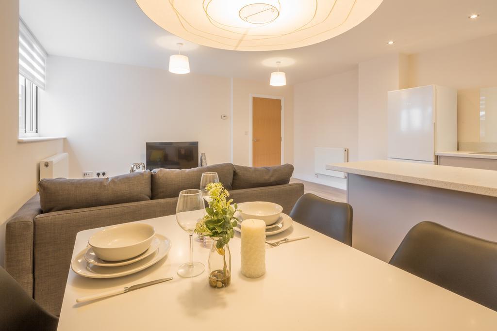 Skyline Serviced Apartments - Stevenage Bagian luar foto