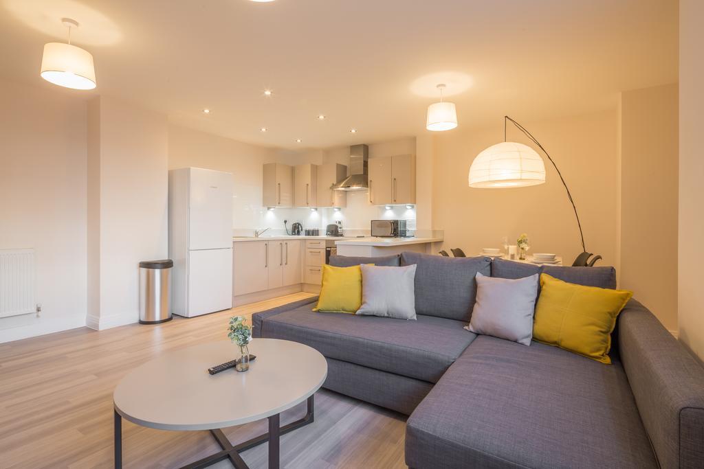 Skyline Serviced Apartments - Stevenage Bagian luar foto